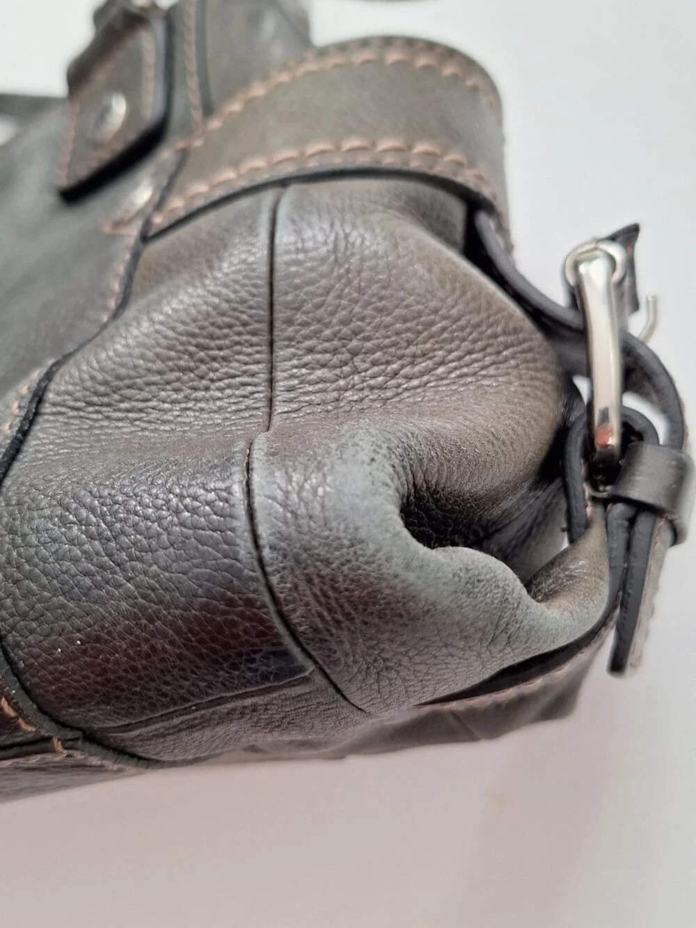 Fossil Genuine Leather Olive Green Bag - Picture 10 of 16